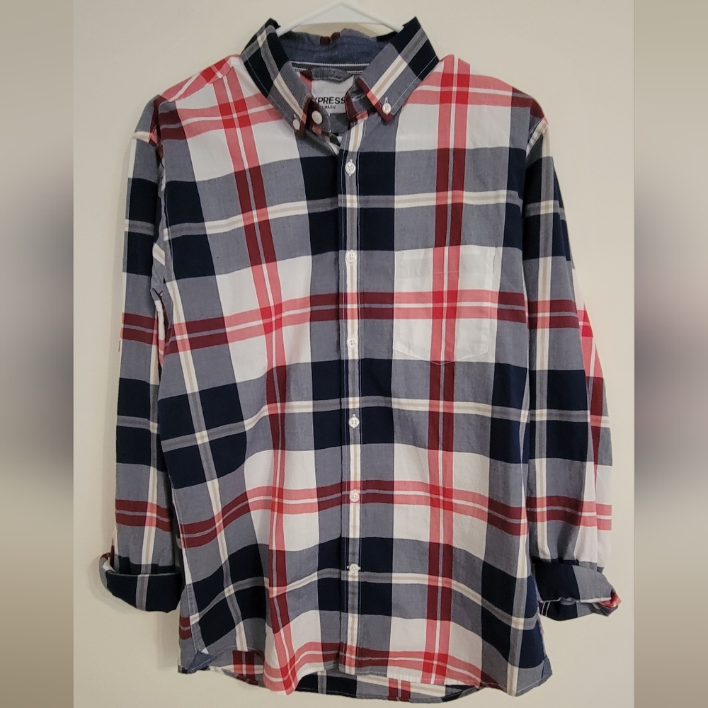 Express - Button Shirt